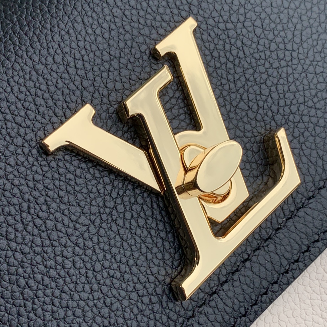 Louis Vuitton Lockme Tender Handbags PM- M58554-19*13*8CM Louis Vuitton Lockme Tender Handbags PM- M58554-19*13*8CM