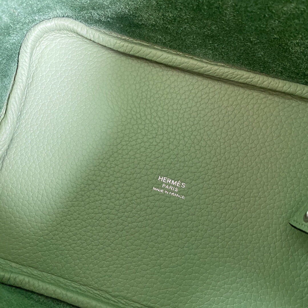 Hermes 18 Picotin