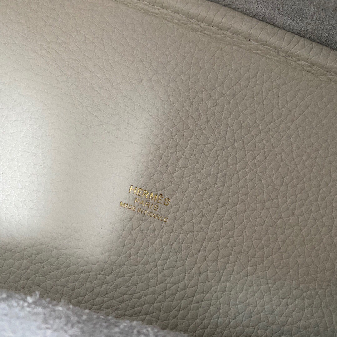 Hermes 18 Picotin