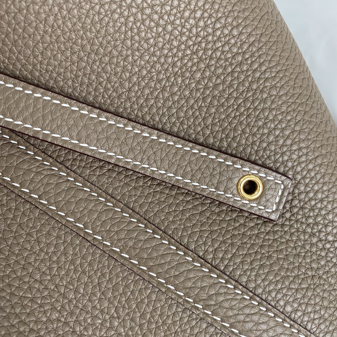 Hermes 18 Picotin