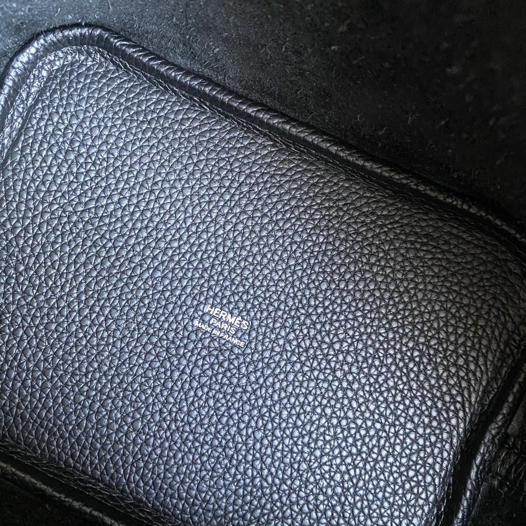 Hermes 18 Picotin
