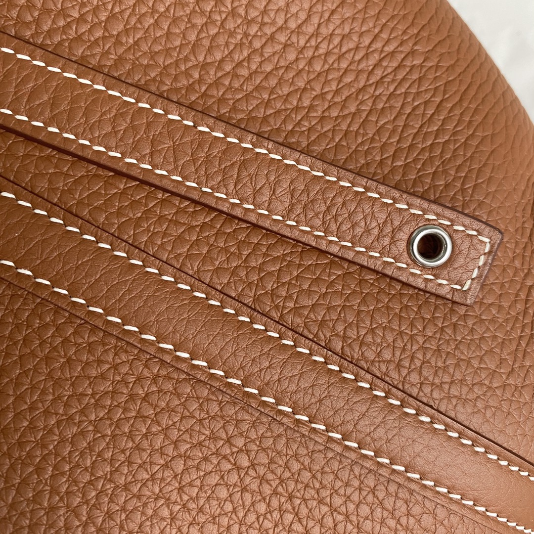 Hermes 18 Picotin