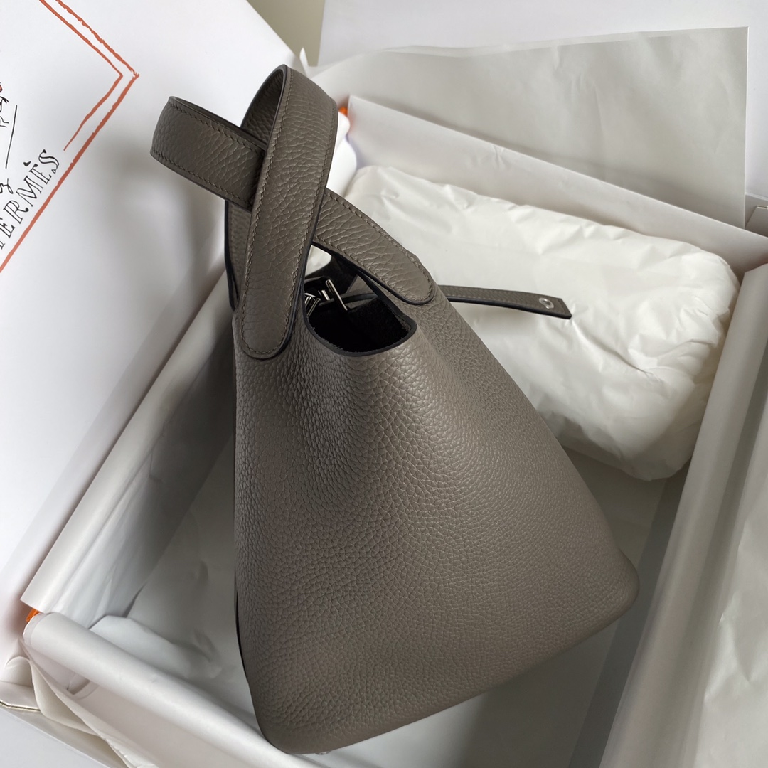 Hermes 18 Picotin