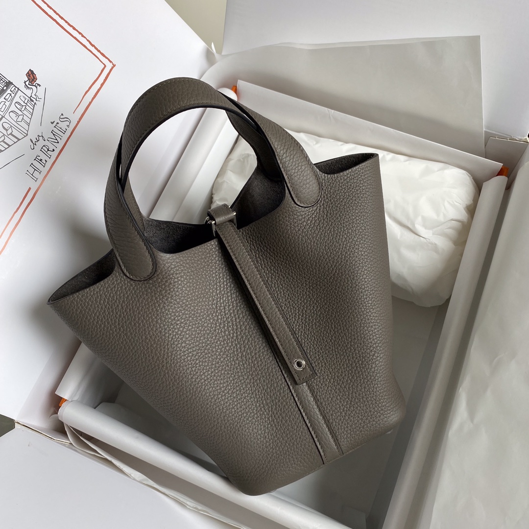 Hermes 18 Picotin