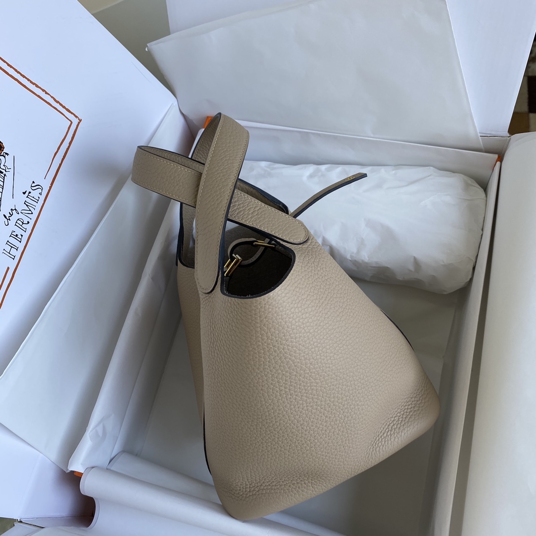 Hermes 18 Picotin