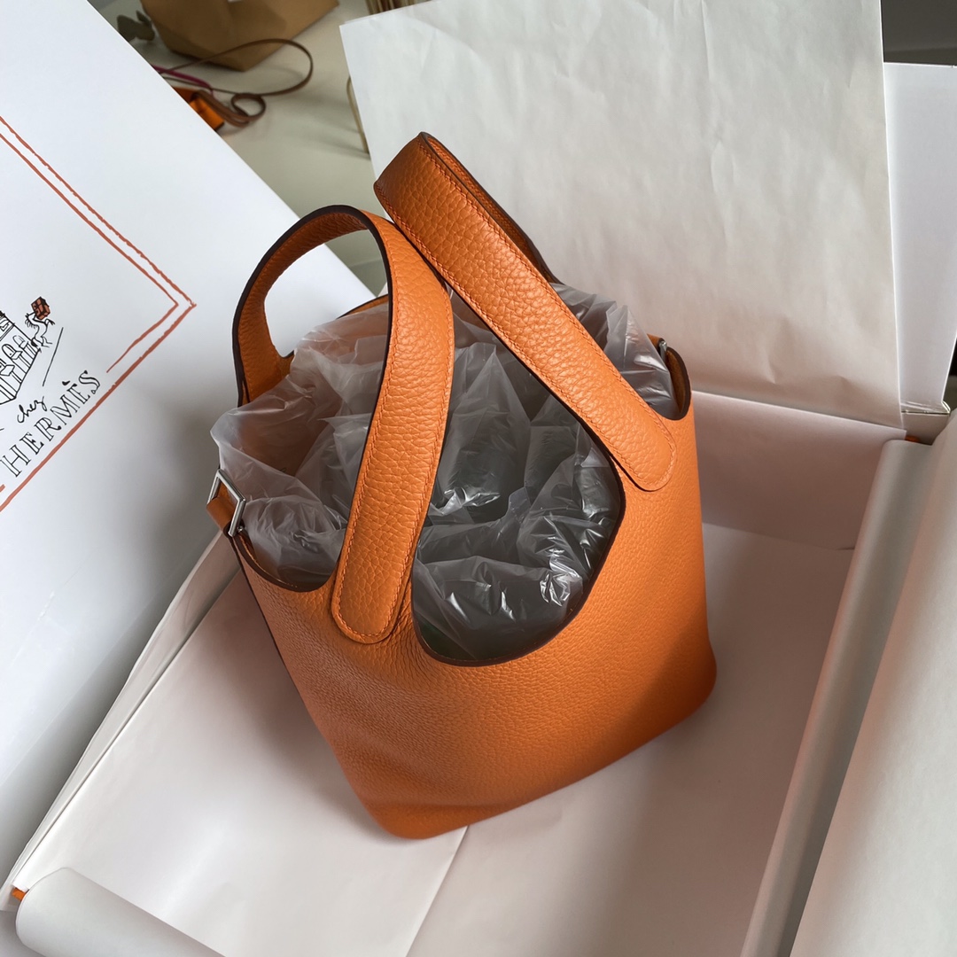 Hermes 18 Picotin
