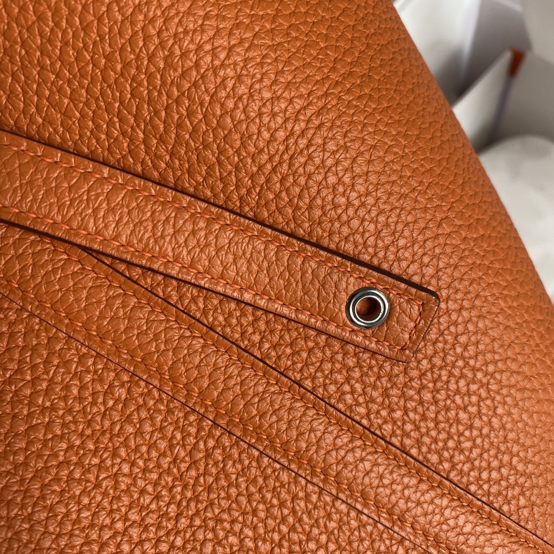 Hermes 18 Picotin