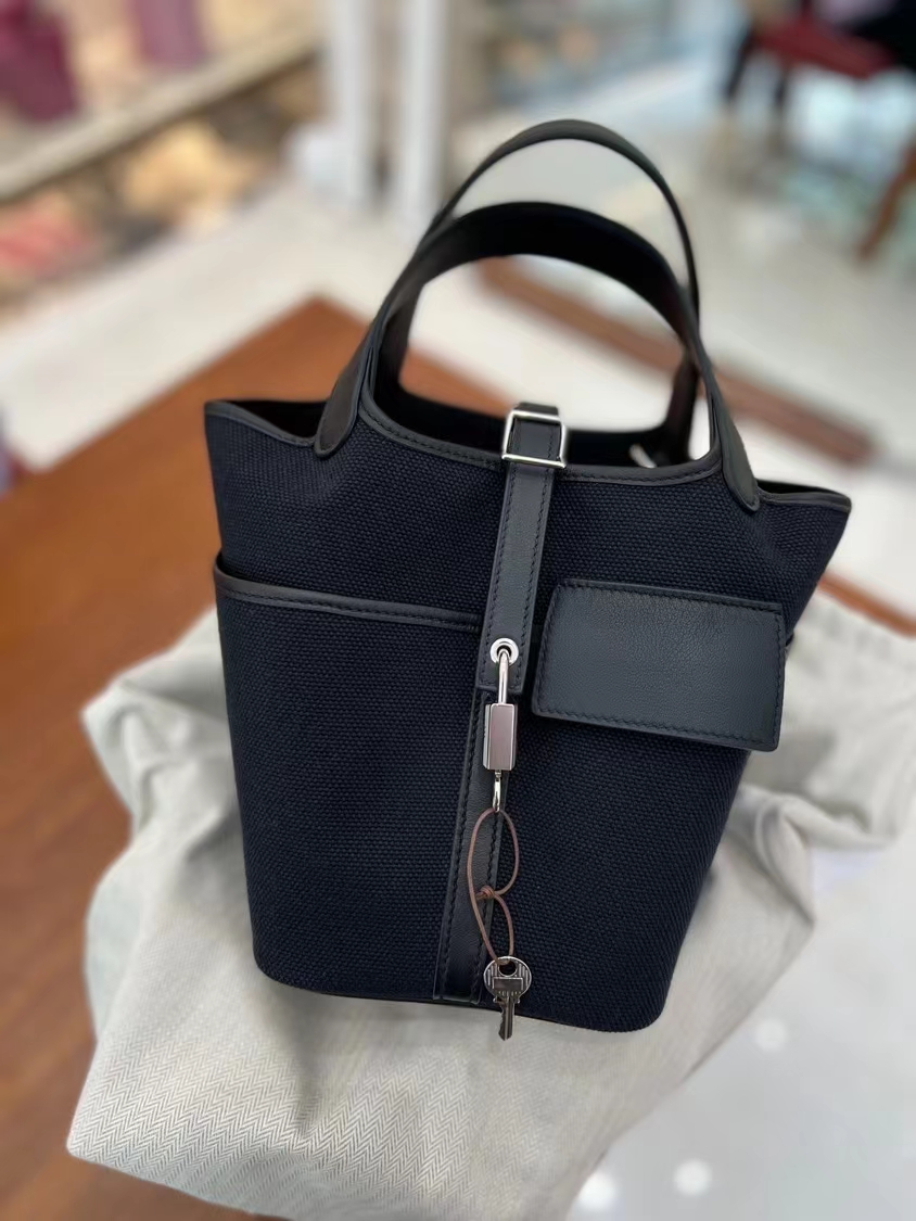 Hermes 18 Picotin
