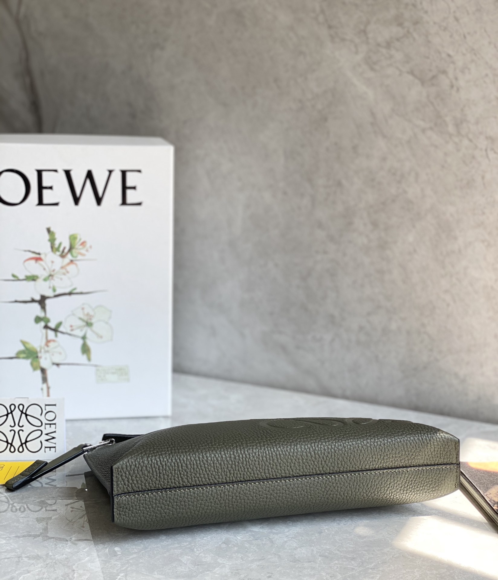 Lowee Pouch-29.5*20CM