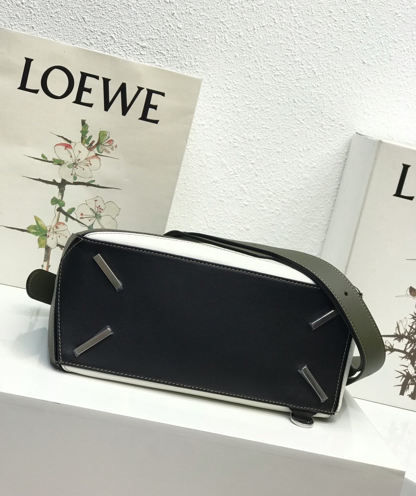 Lowee Puzzle Medium Bag-29*18*12CM Lowee Puzzle Medium Bag-29*18*12CM