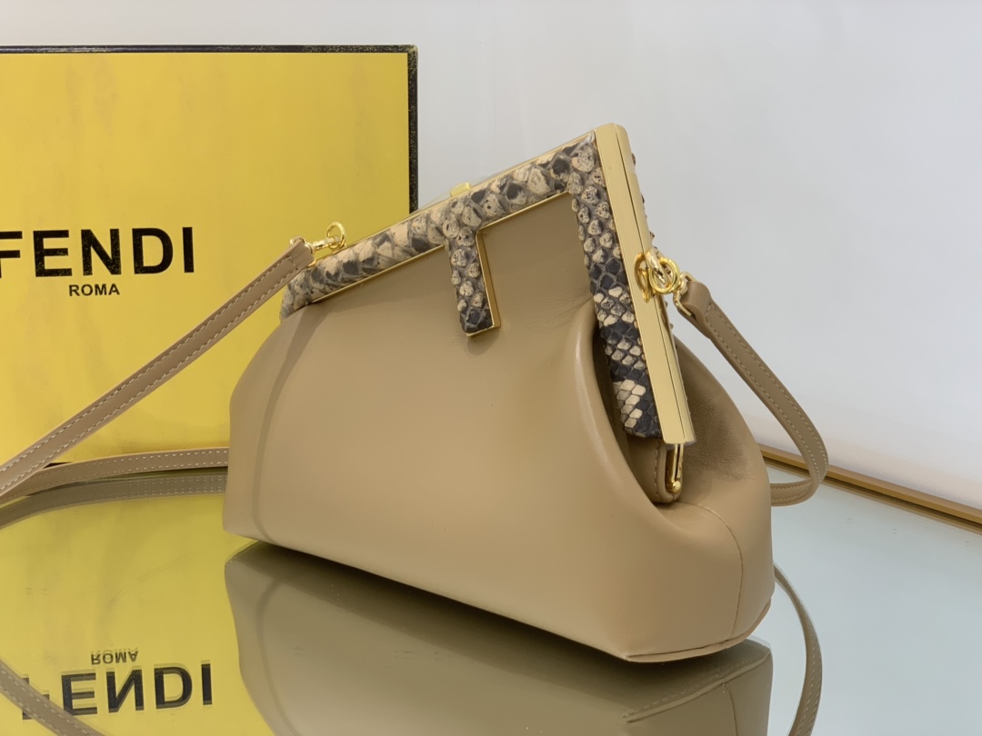 Fendi First Bag-26*9.5*18CM