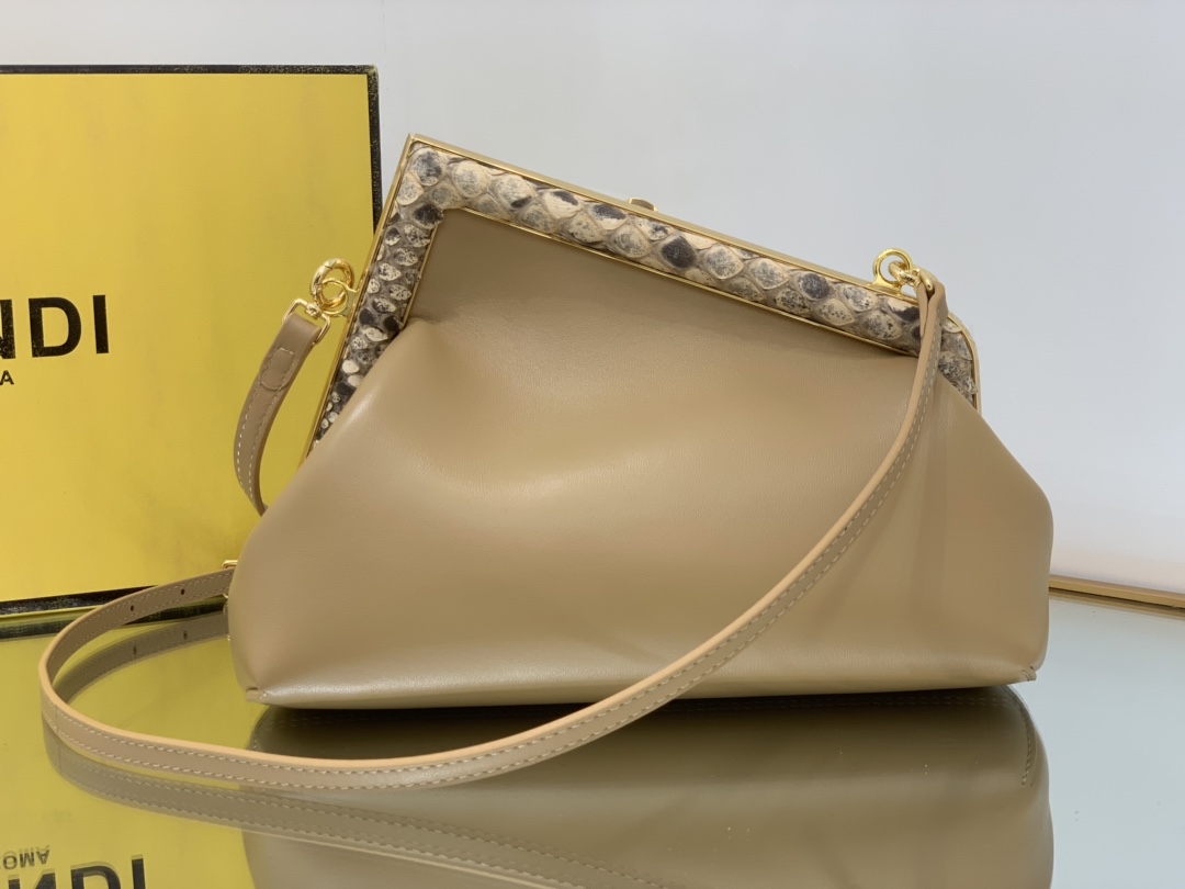 Fendi First Bag-26*9.5*18CM