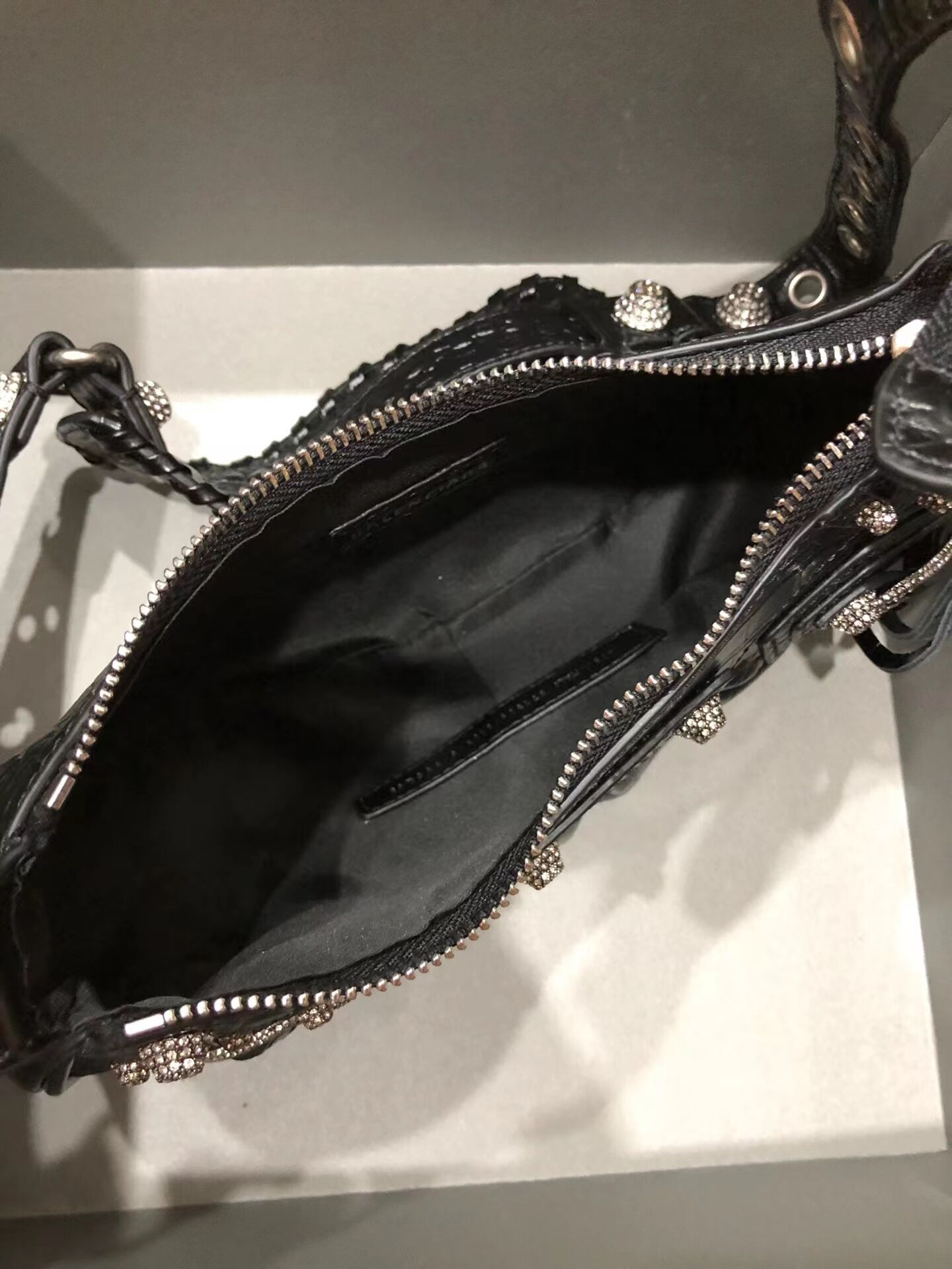 Balenciag Le Cagole Handbags-26*16*10CM