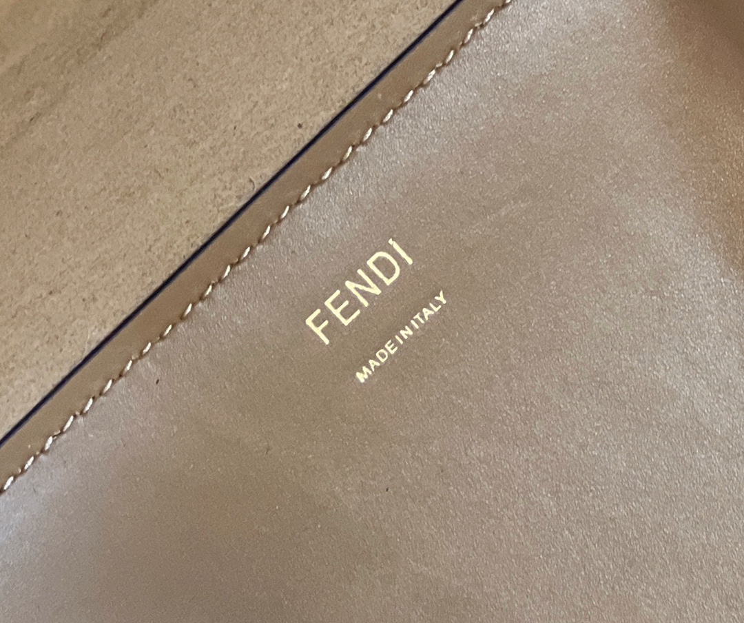 Fendi Tote-36*17*31CM