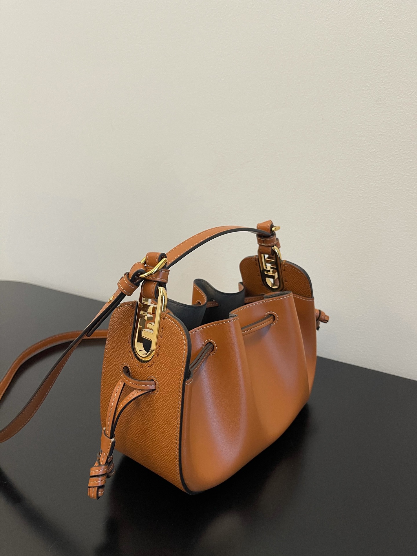 Fendi Pomodorino-21.5x14x17CM