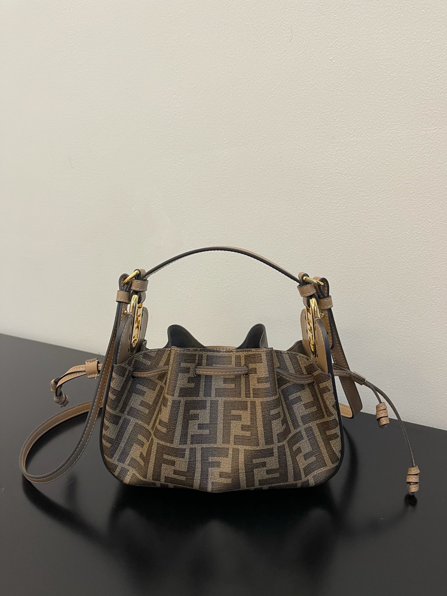Fendi Pomodorino-21.5x14x17CM