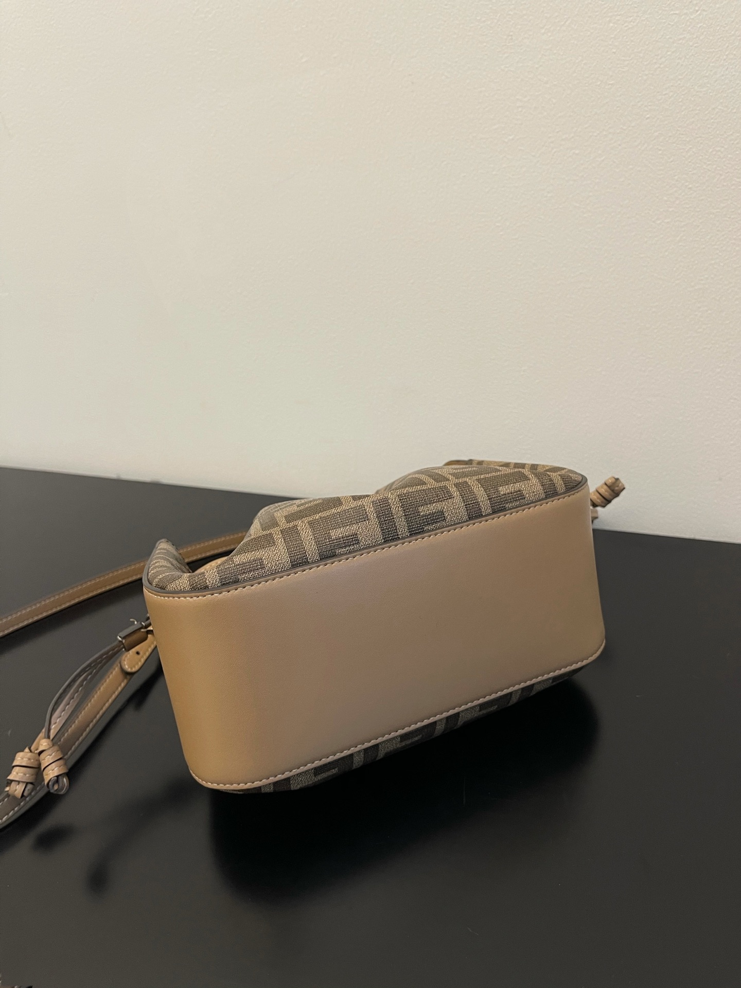 Fendi Pomodorino-21.5x14x17CM