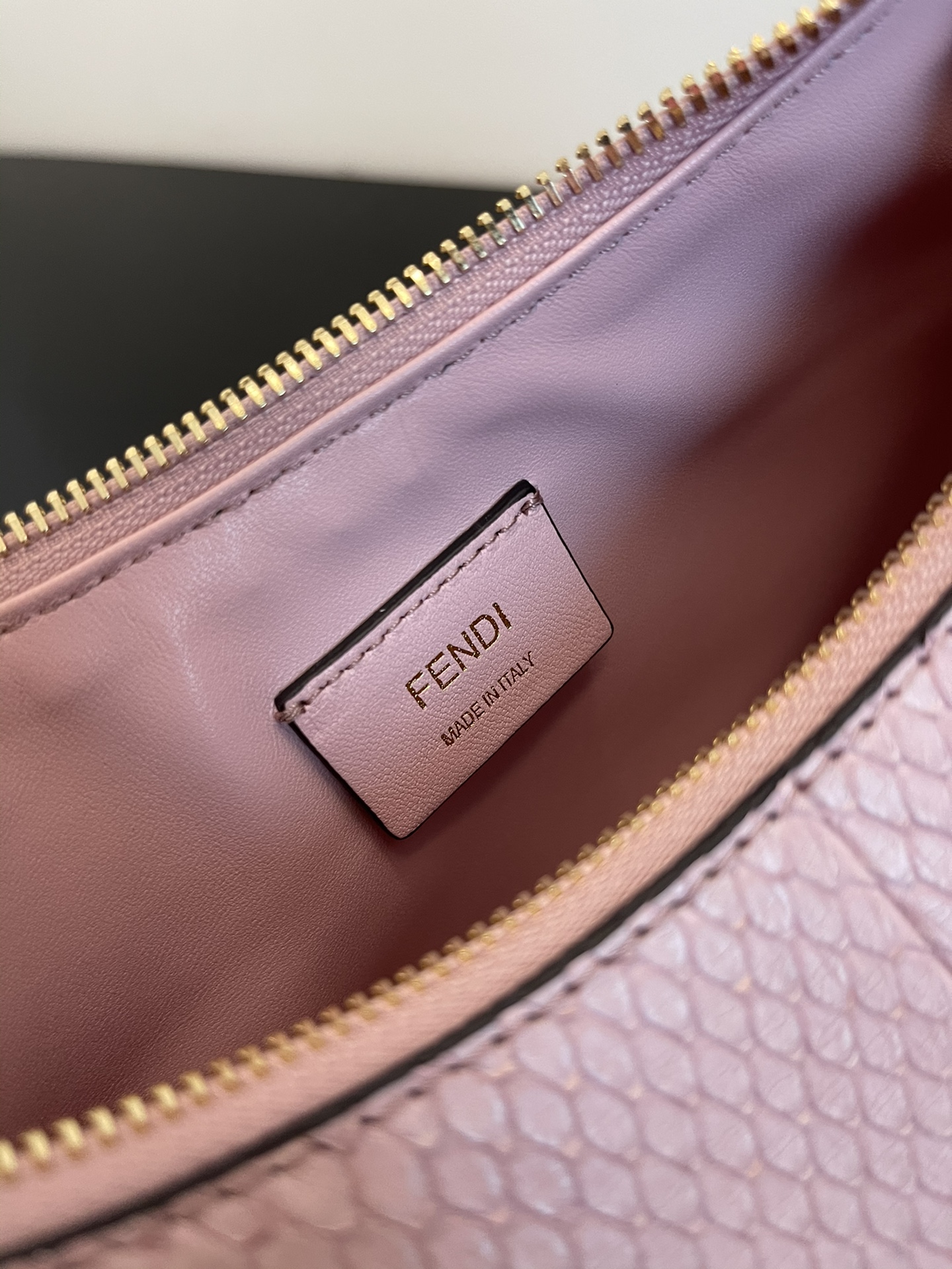 Fendi Praphy-29×24.5x10CM