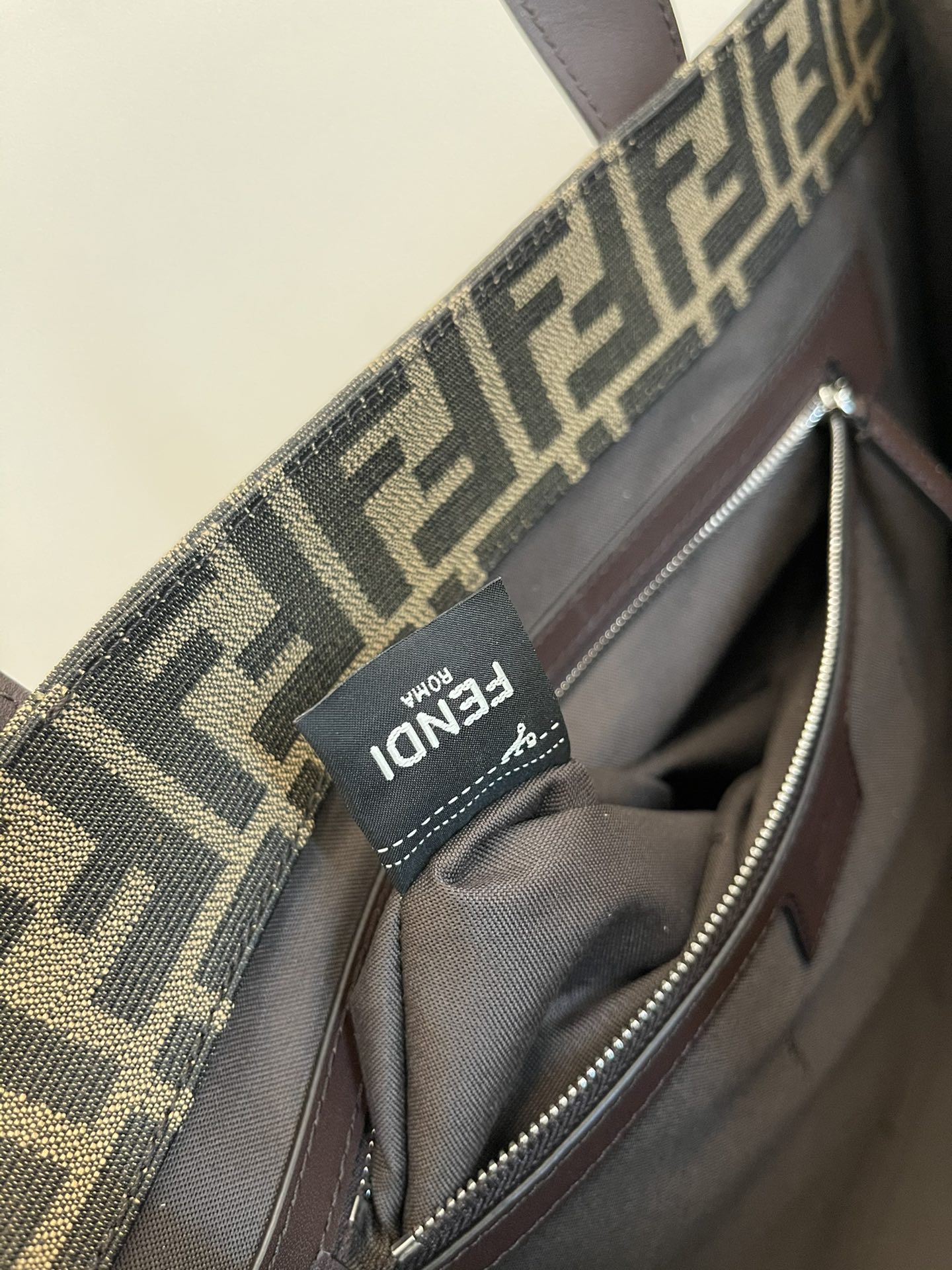 Fendi Tote-41x35x19CM