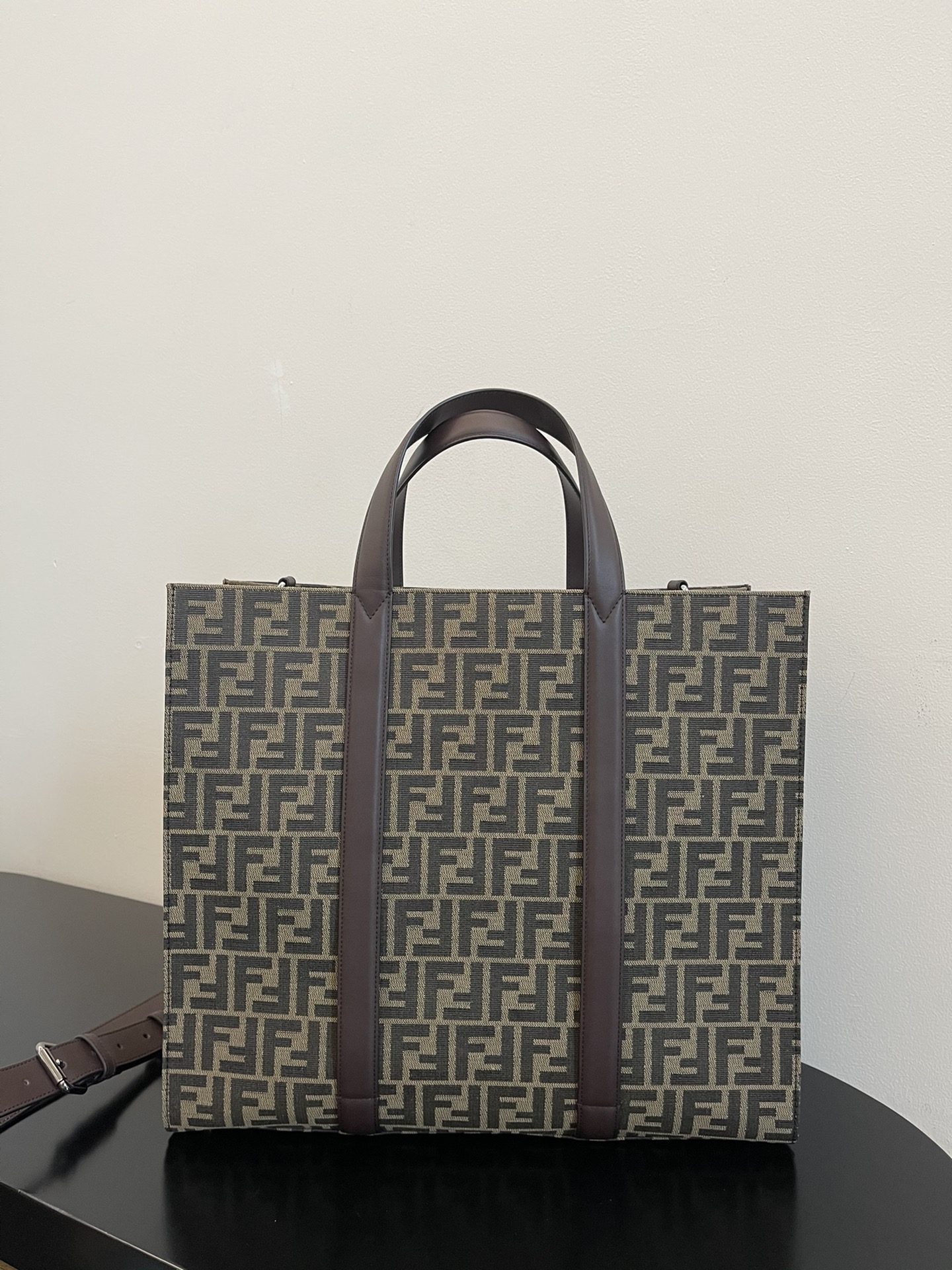 Fendi Tote-41x35x19CM