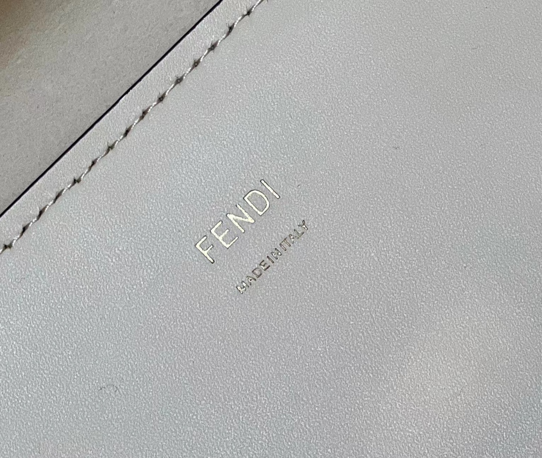 Fendi Tote-36*17*31CM
