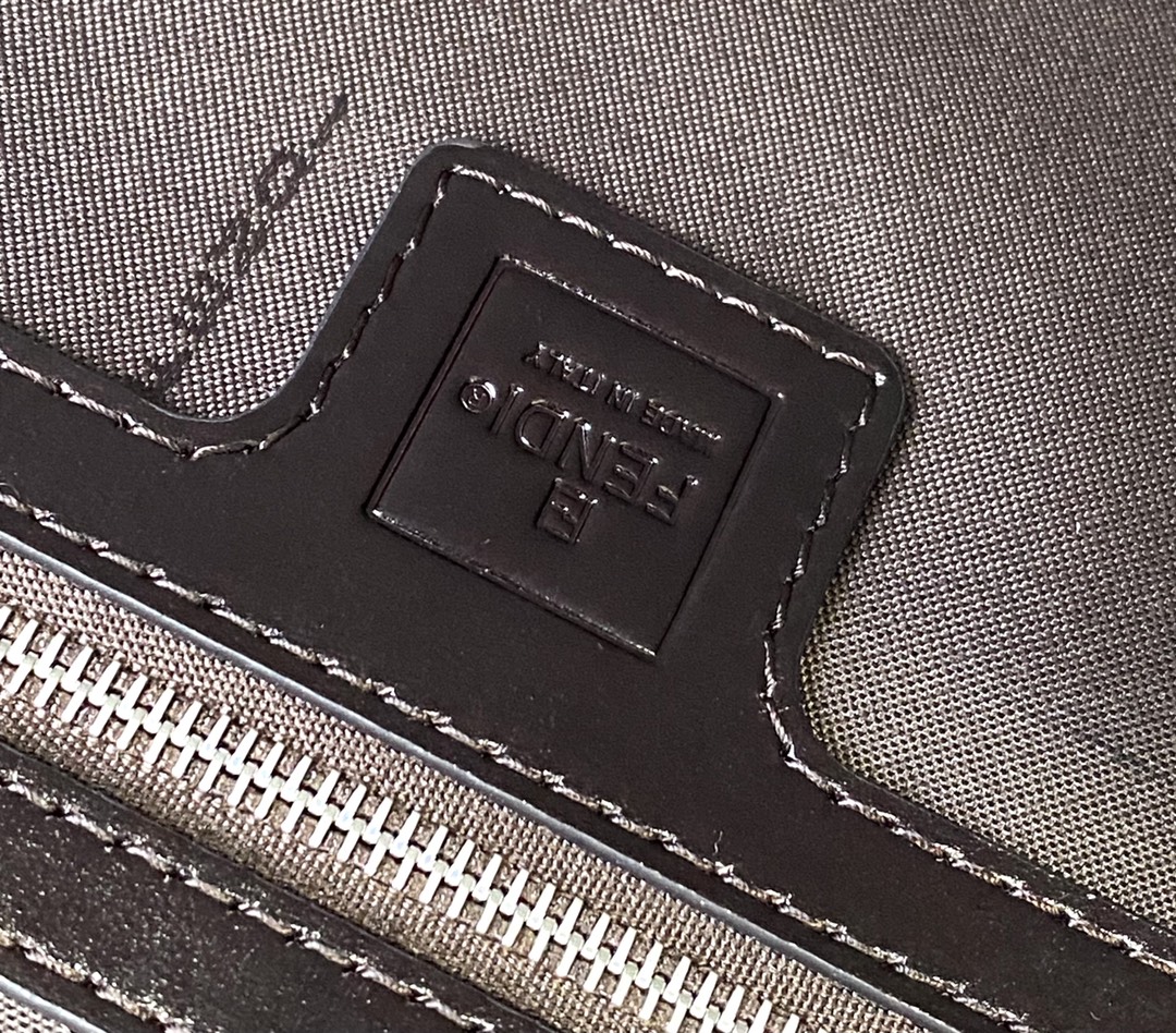 Fendi Vintage Handbags-34×13×27CM