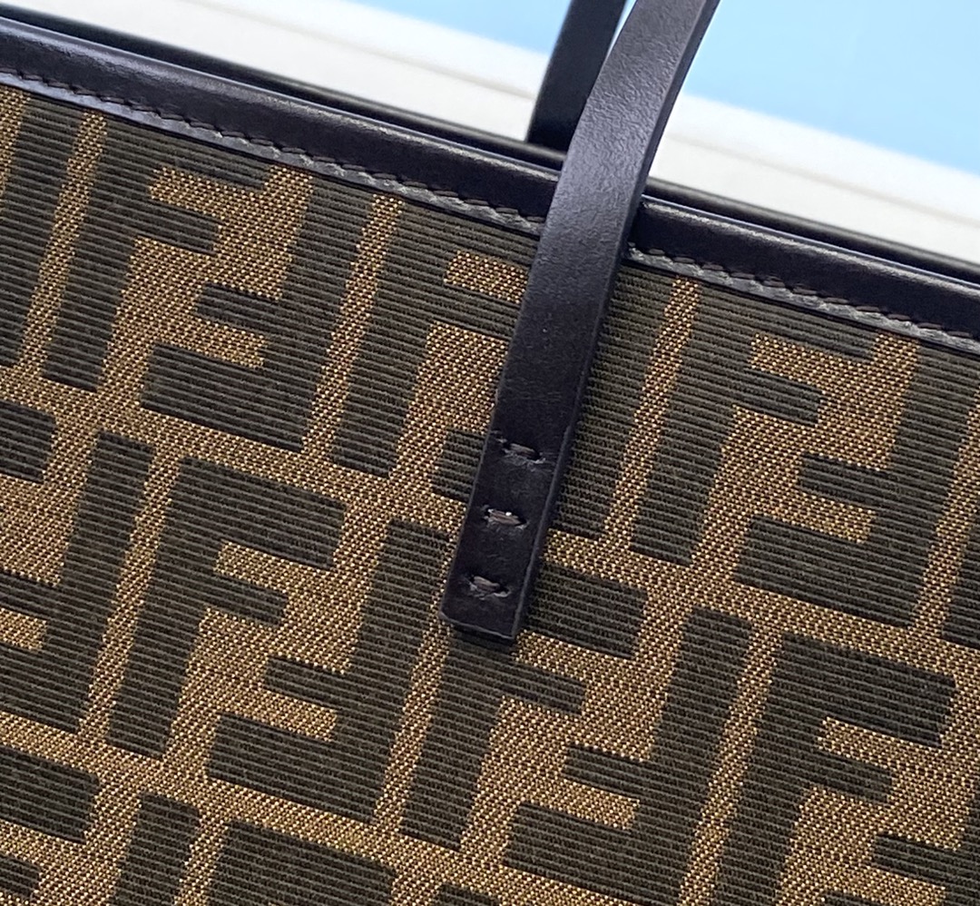 Fendi Vintage Handbags-34×13×27CM