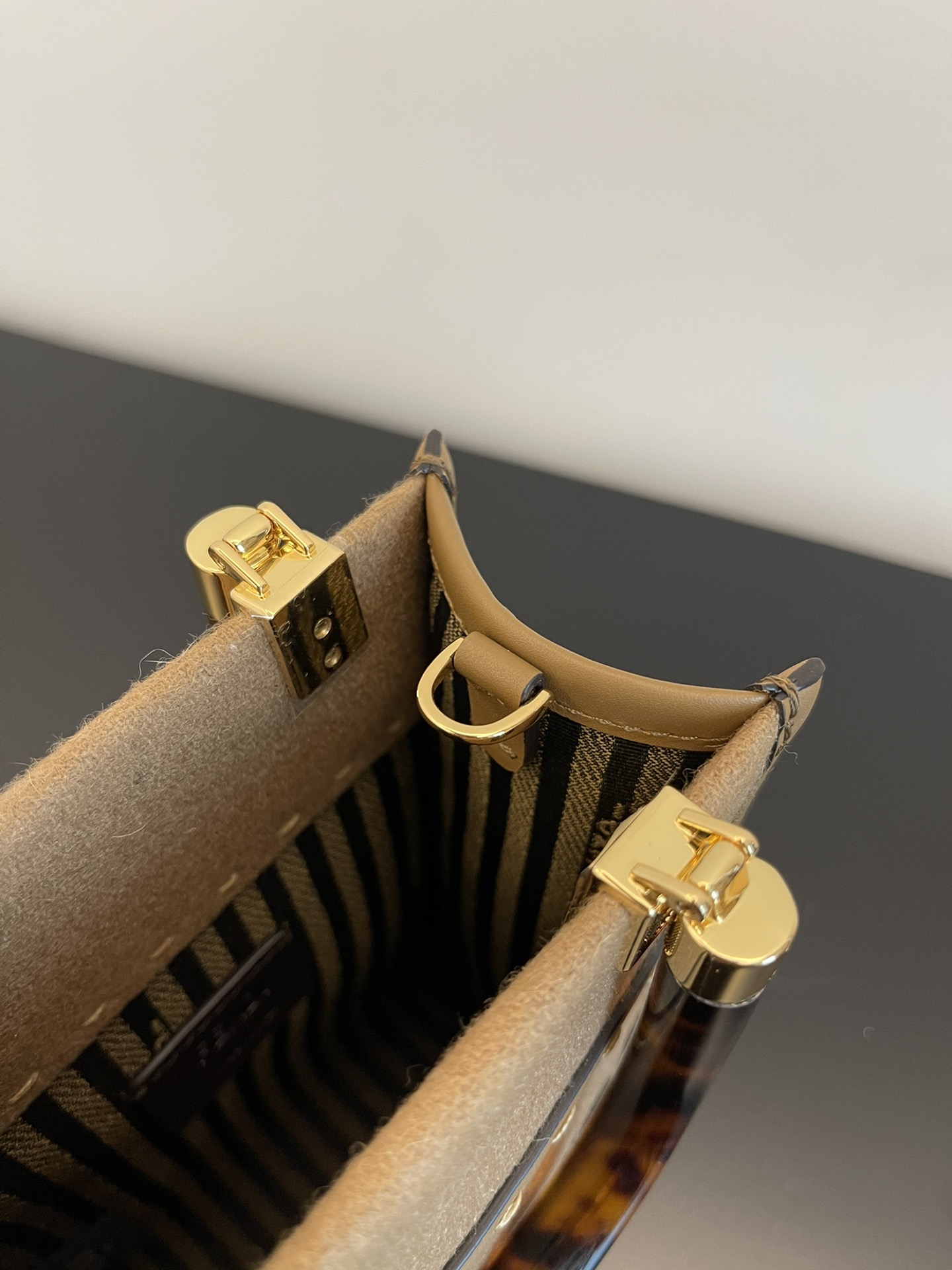 Fendi Vintage Mini Tote-13×6.5x18CM
