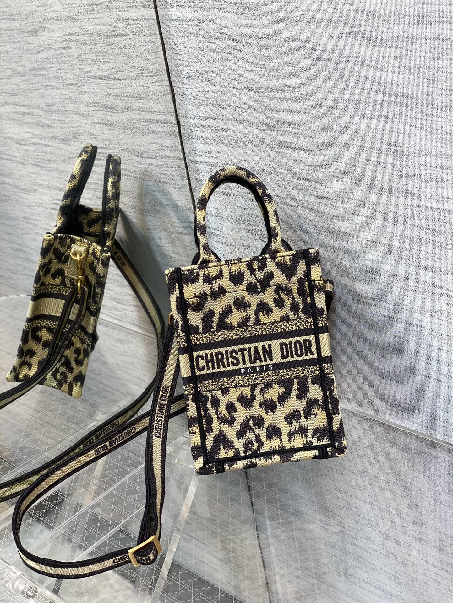 Diro Mini Book Tote-13.5*5*18CM