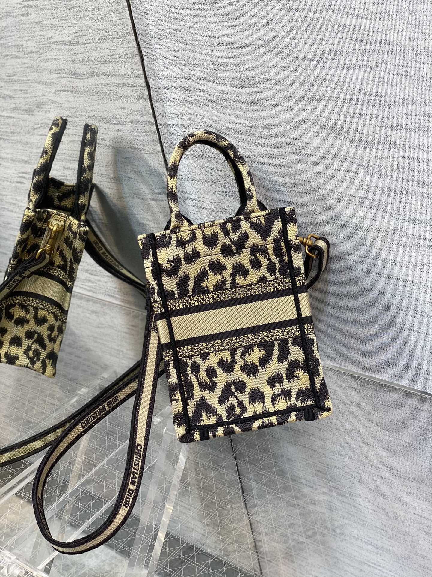 Diro Mini Book Tote-13.5*5*18CM