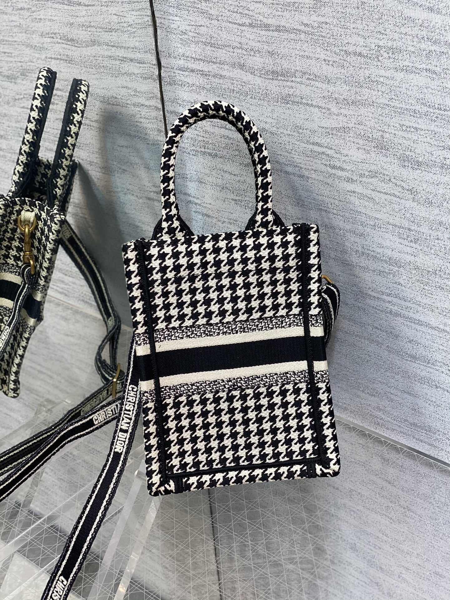 Diro Mini Book Tote-13.5*5*18CM