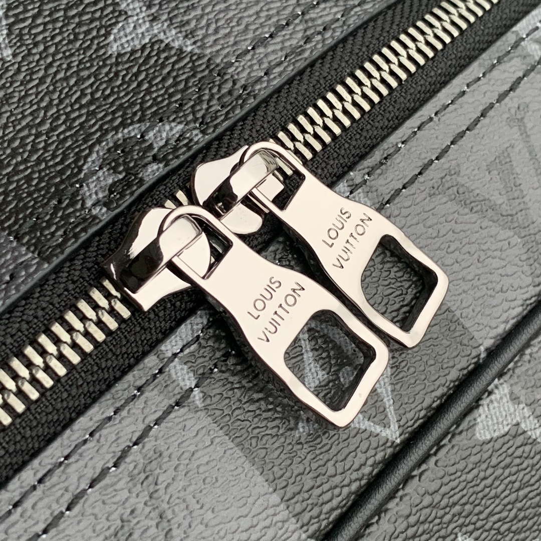 Louis Vuitton Utilitary Backpack M45962-30*42*14CM