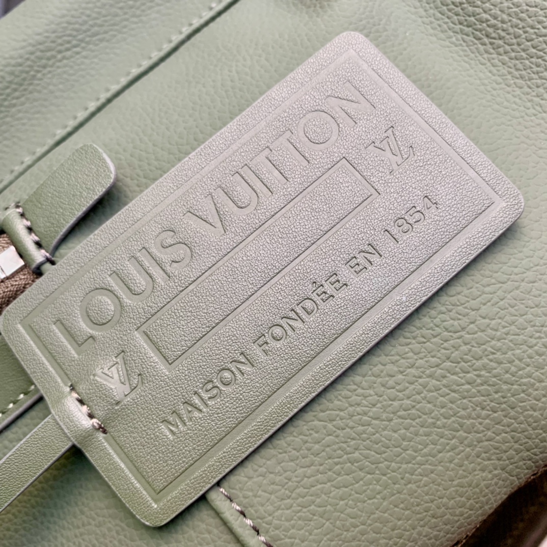 Louis Vuitton Aerogram Backpack M57079-43*30*14CM