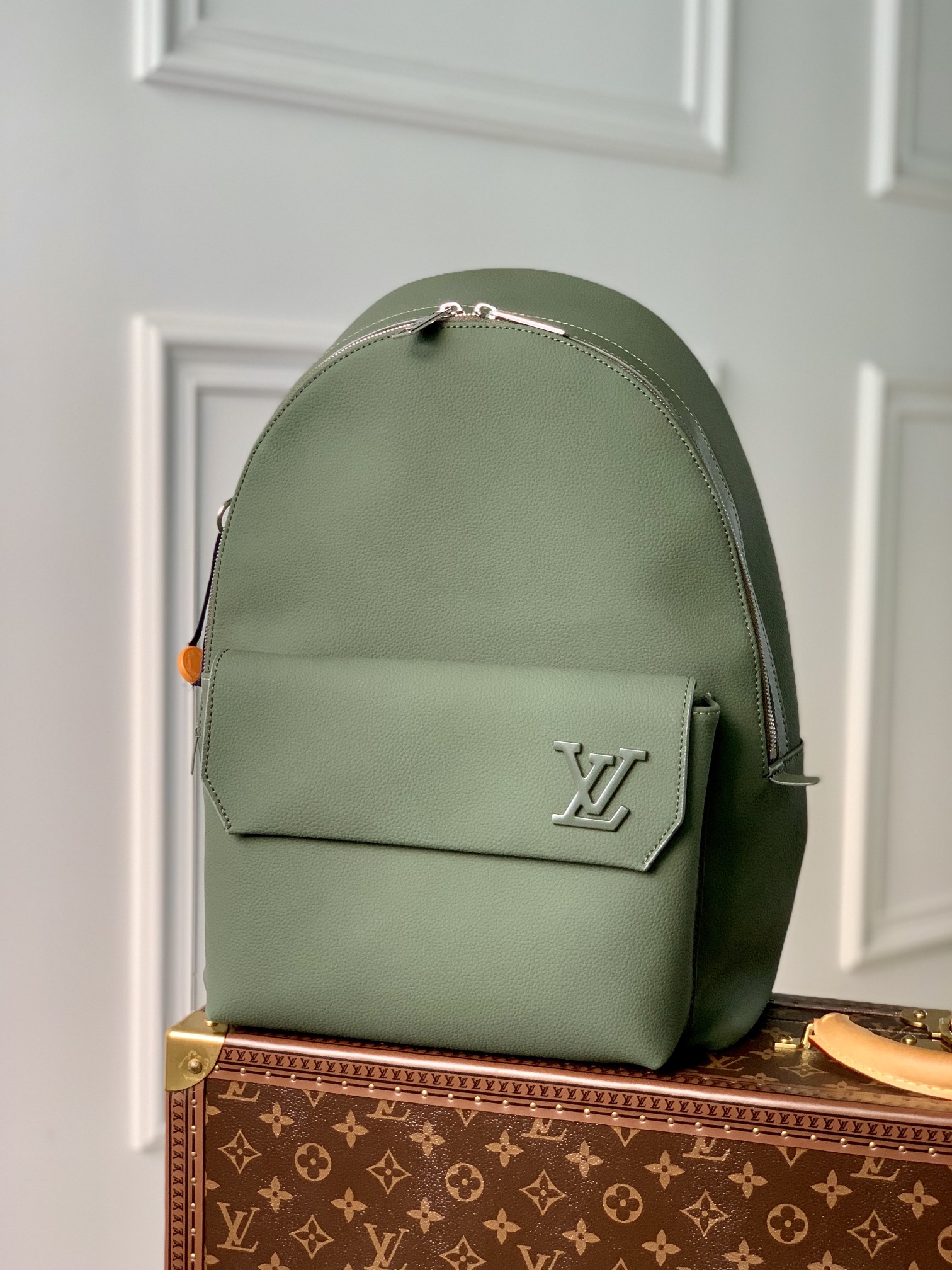 Louis Vuitton Aerogram Backpack M57079-43*30*14CM