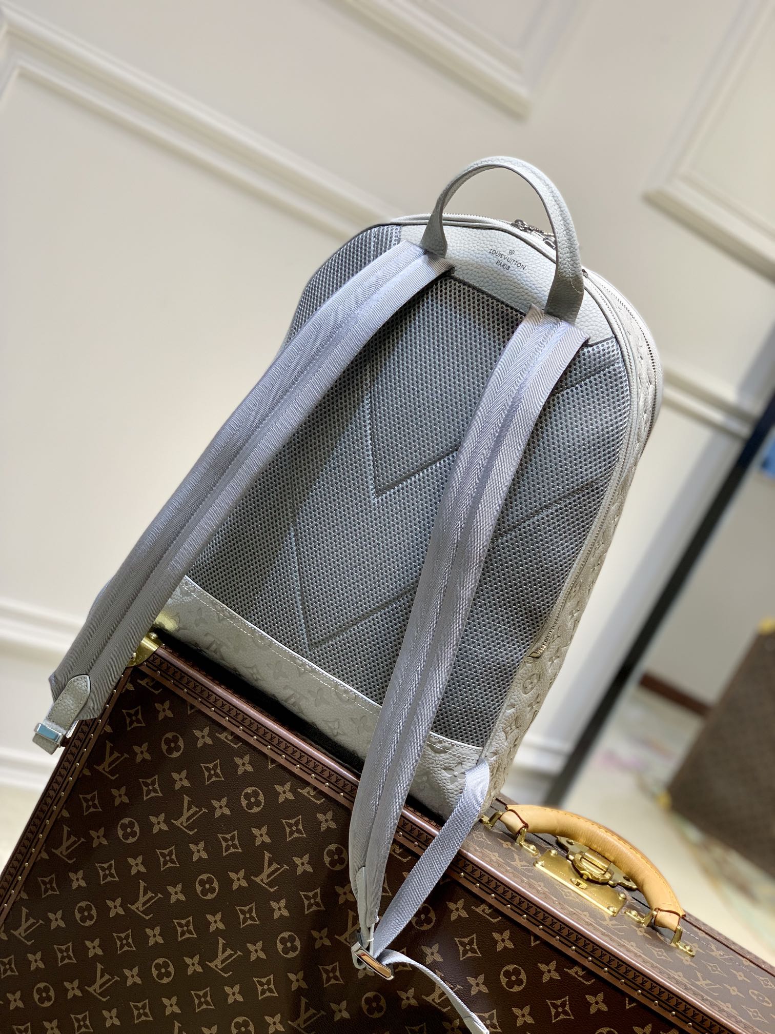 Louis Vuitton Ellipse Backpack-31*44*17CM