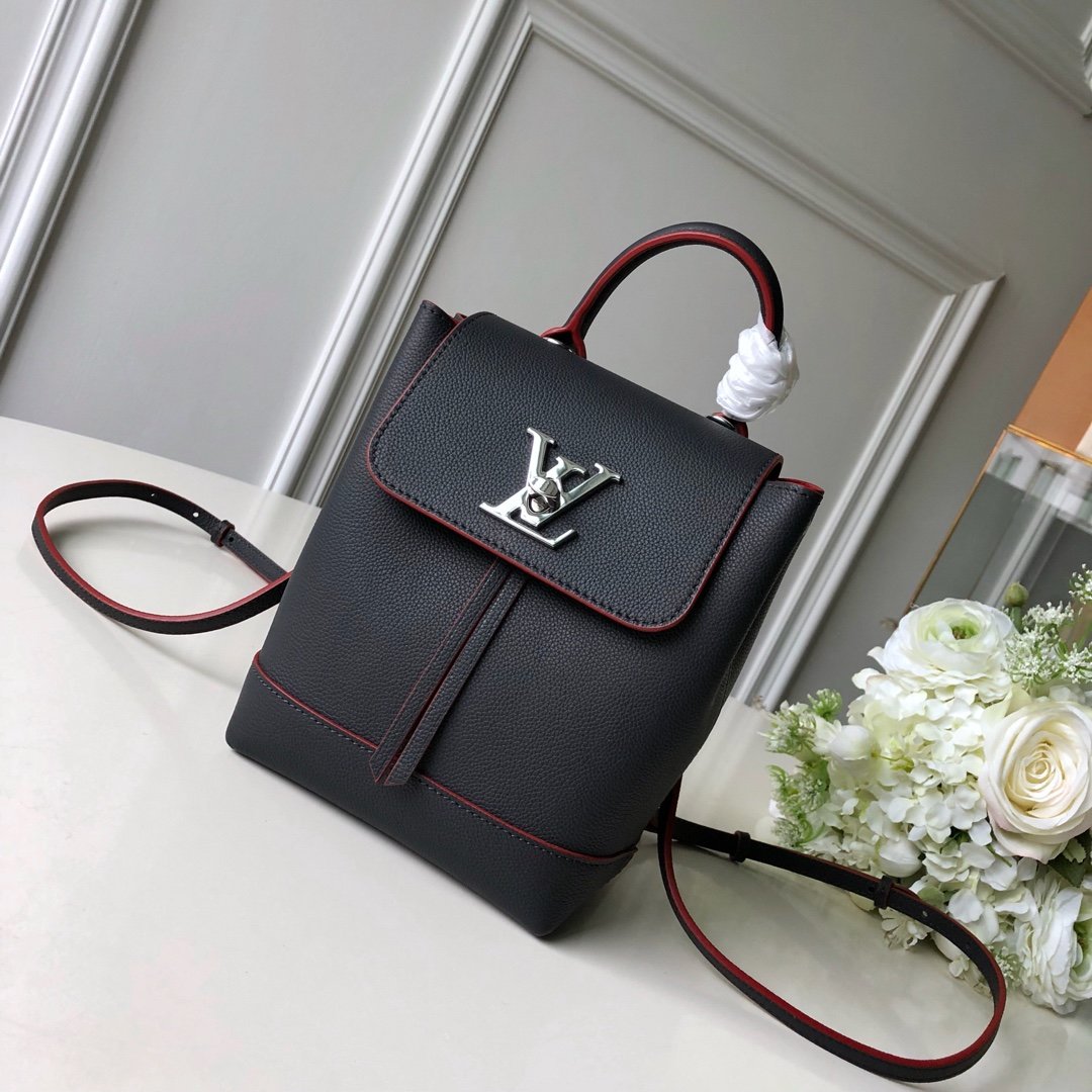 Louis Vuitton Backpack M54573-16*19.4*10CM