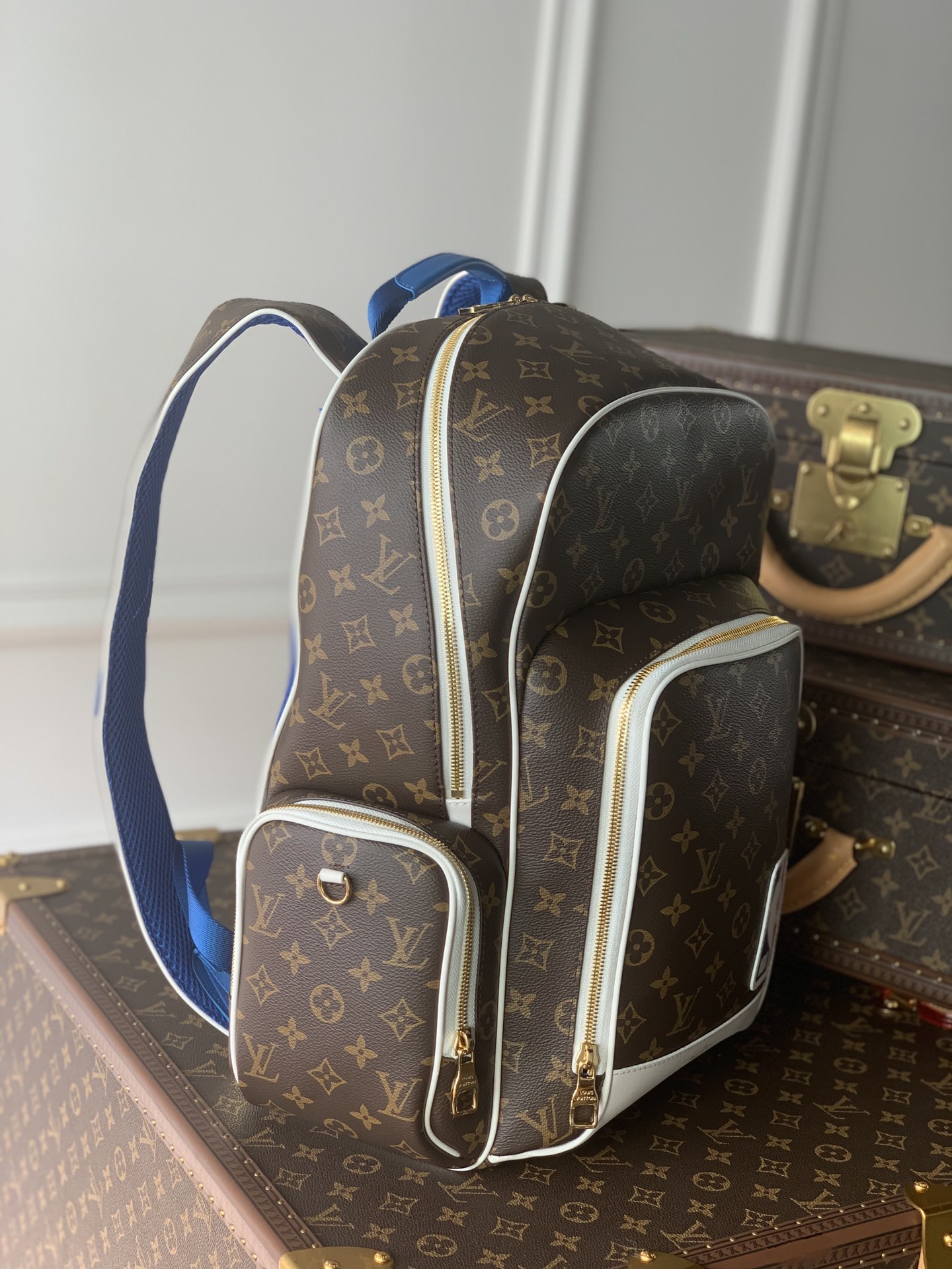 Louis Vuitton Backpack M85146-32*40*13CM