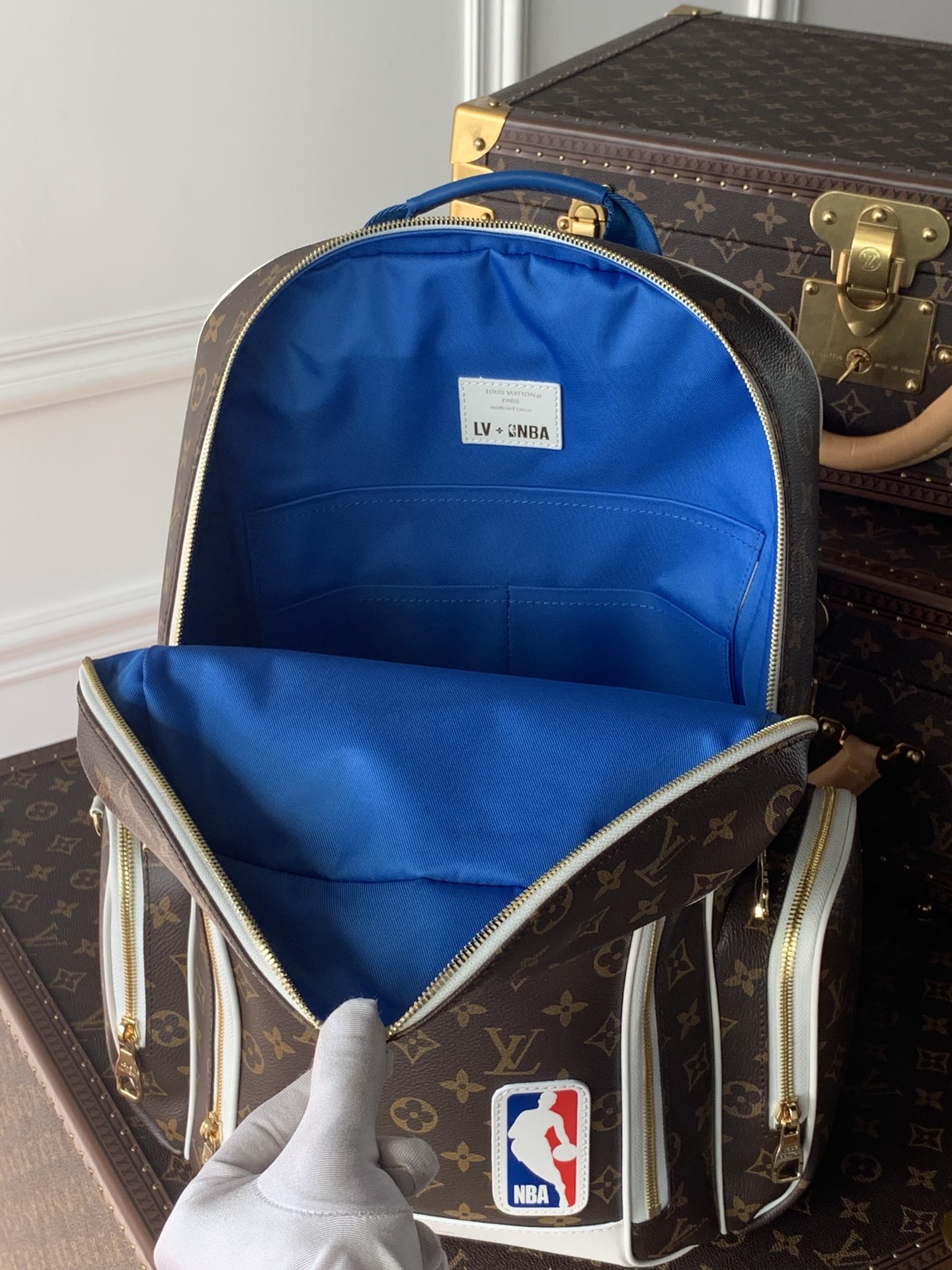 Louis Vuitton Backpack M85146-32*40*13CM