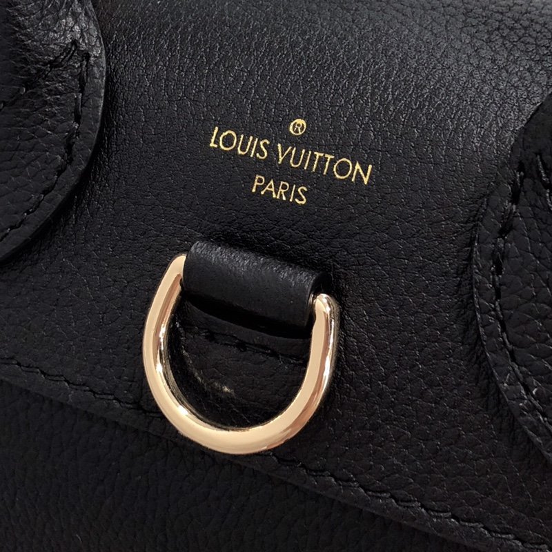 Louis Vuitton Backpack M54573-16*19.4*10CM