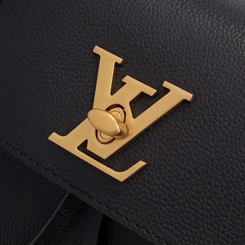 Louis Vuitton Backpack M54573-16*19.4*10CM