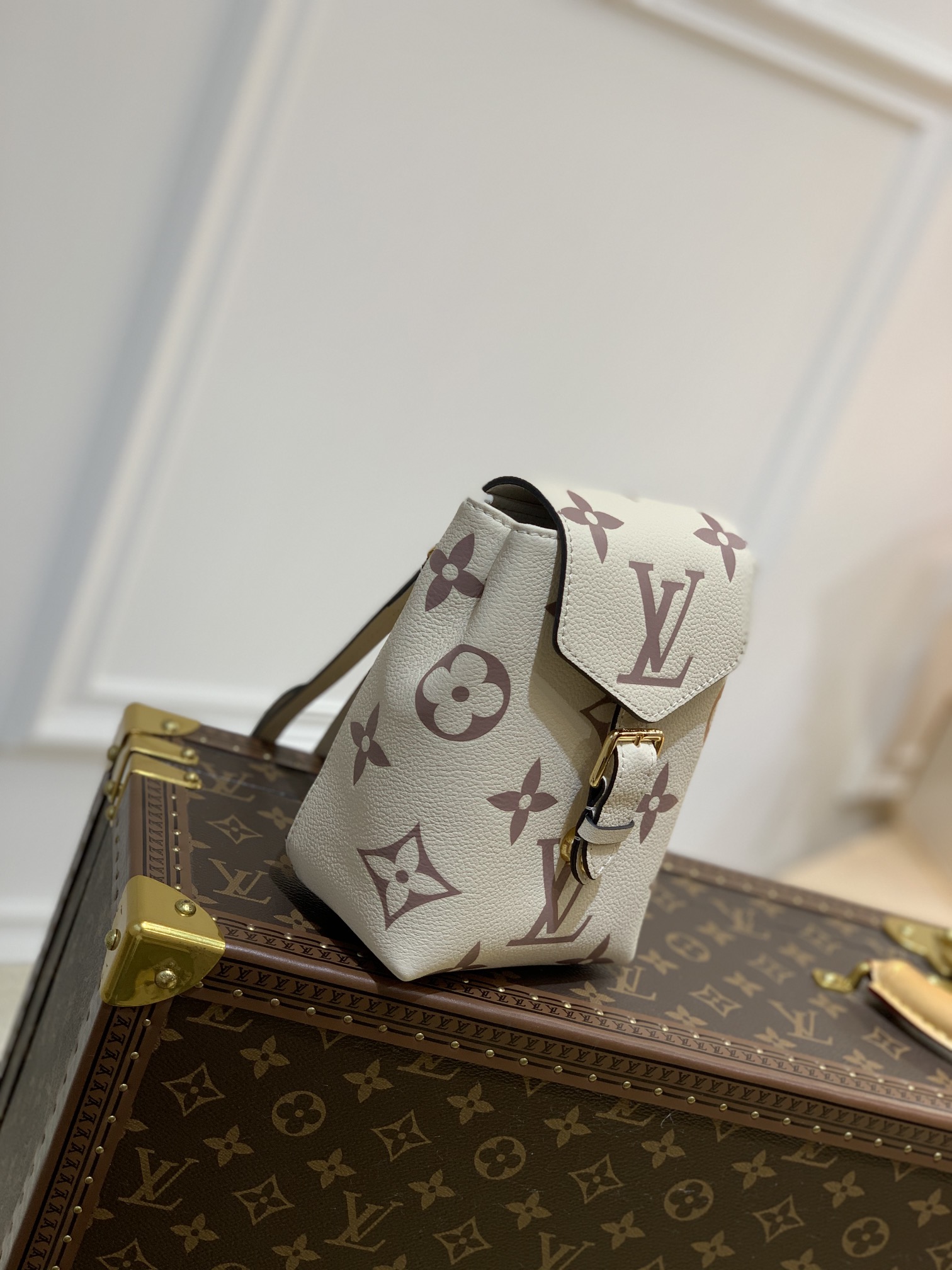 Louis Vuitton By The Pool Backpack M80738-13*19*8CM