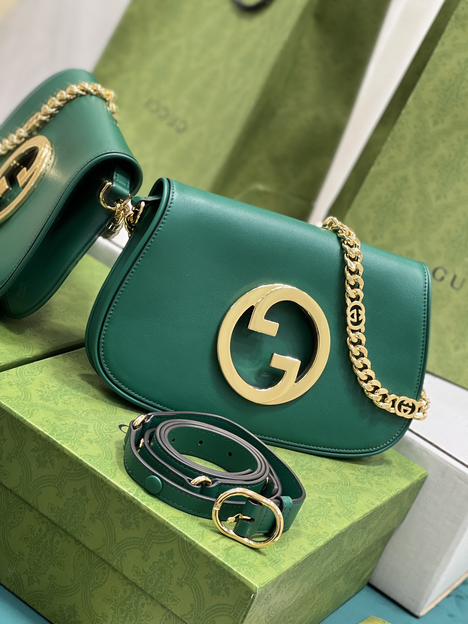 Gucci Blondie Shoulder Bag-28*16*4CM