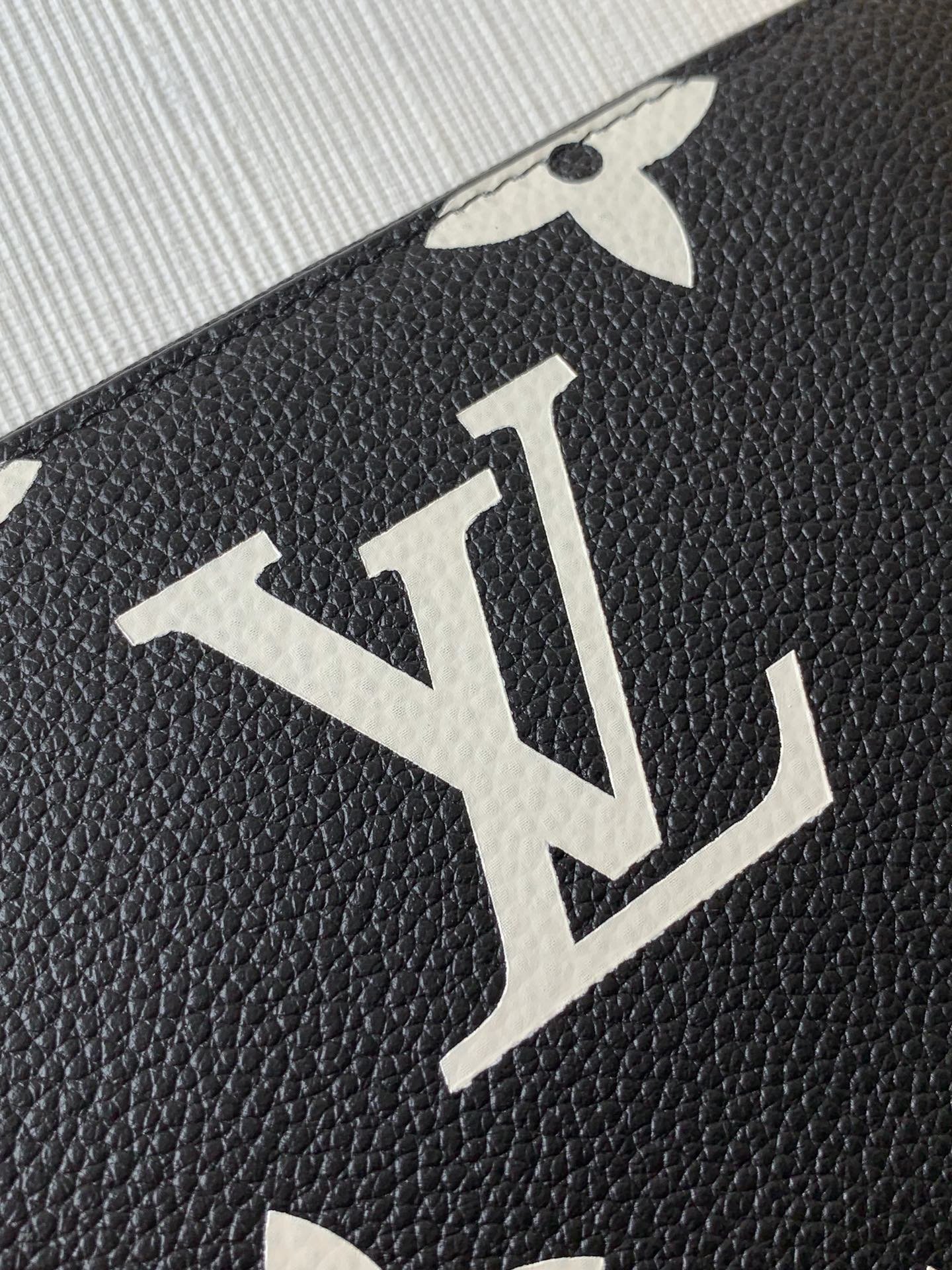 Louis Vuitton Zippy Wallet M69520-19*10CM Louis Vuitton Zippy Wallet M69520-19*10CM