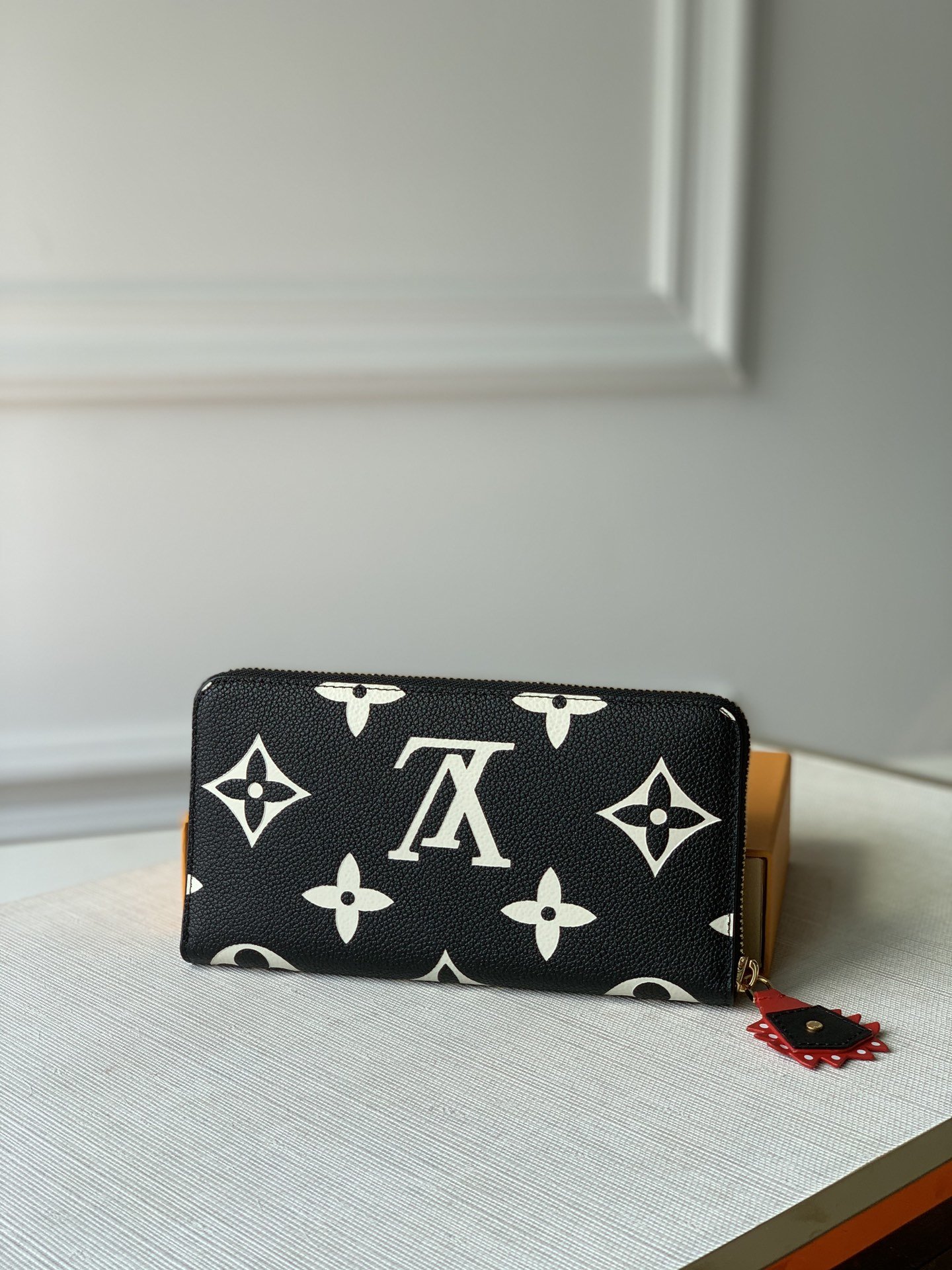 Louis Vuitton Zippy Wallet M69520-19*10CM Louis Vuitton Zippy Wallet M69520-19*10CM