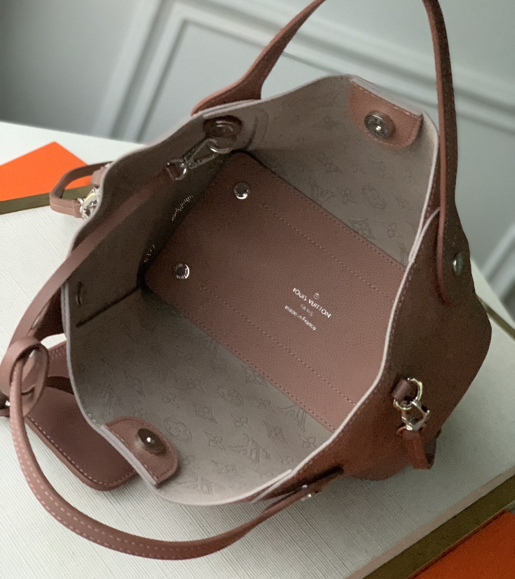 Louis Vuitton Hina Handbags-34*19*13CM Louis Vuitton Hina Handbags-34*19*13CM