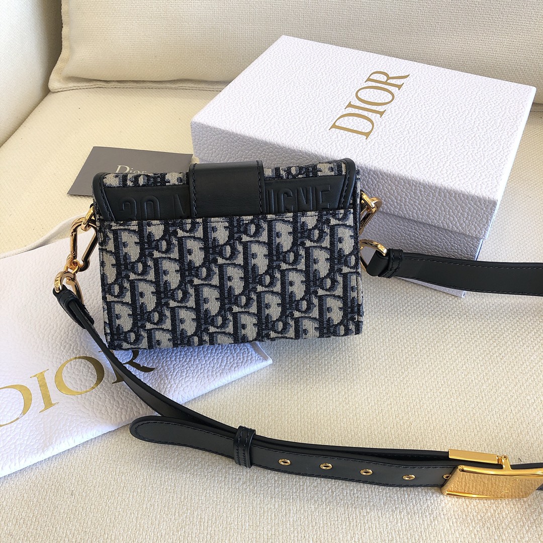 Diro 30 Montaigne MiniBox -17.5*11.5*5CM