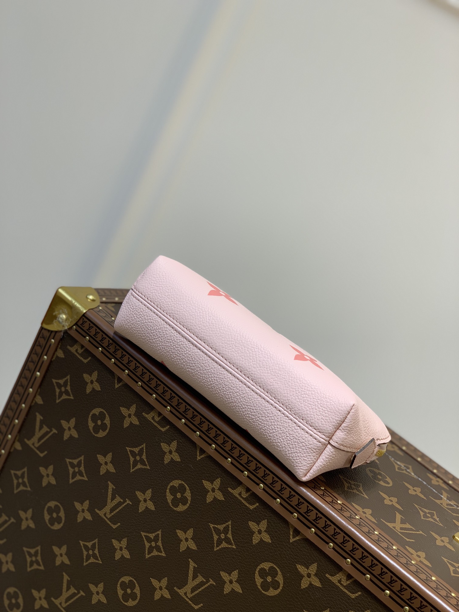 Louis Vuitton Cosmetic Bag-19*12*6CM Louis Vuitton Cosmetic Bag-19*12*6CM