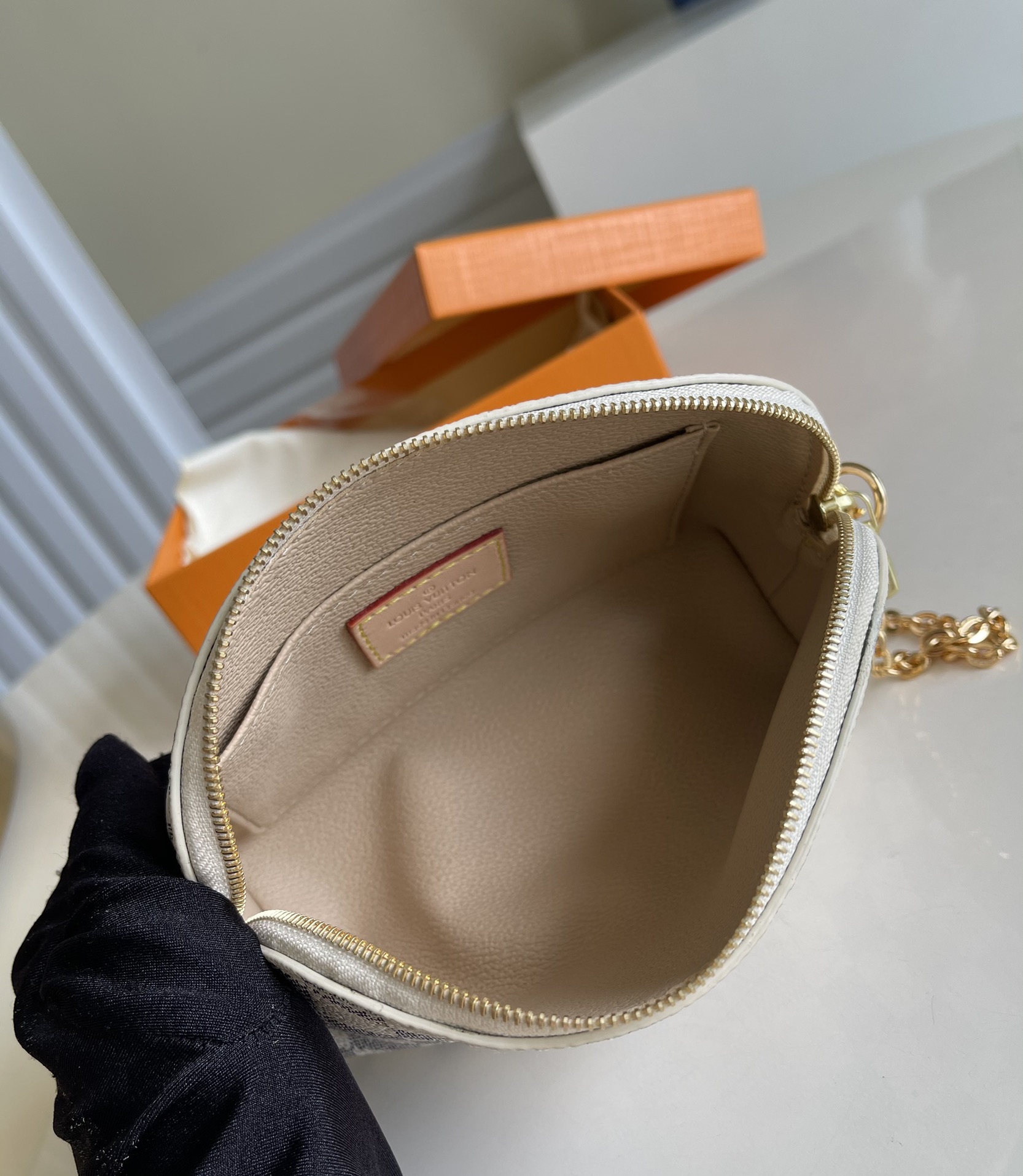 Louis Vuitton Cosmetic Bag-17*12*6CM Louis Vuitton Cosmetic Bag-17*12*6CM