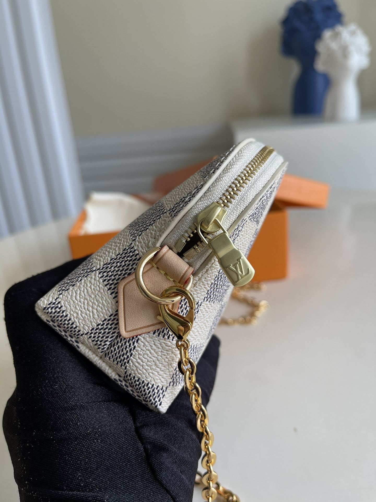 Louis Vuitton Cosmetic Bag-17*12*6CM Louis Vuitton Cosmetic Bag-17*12*6CM