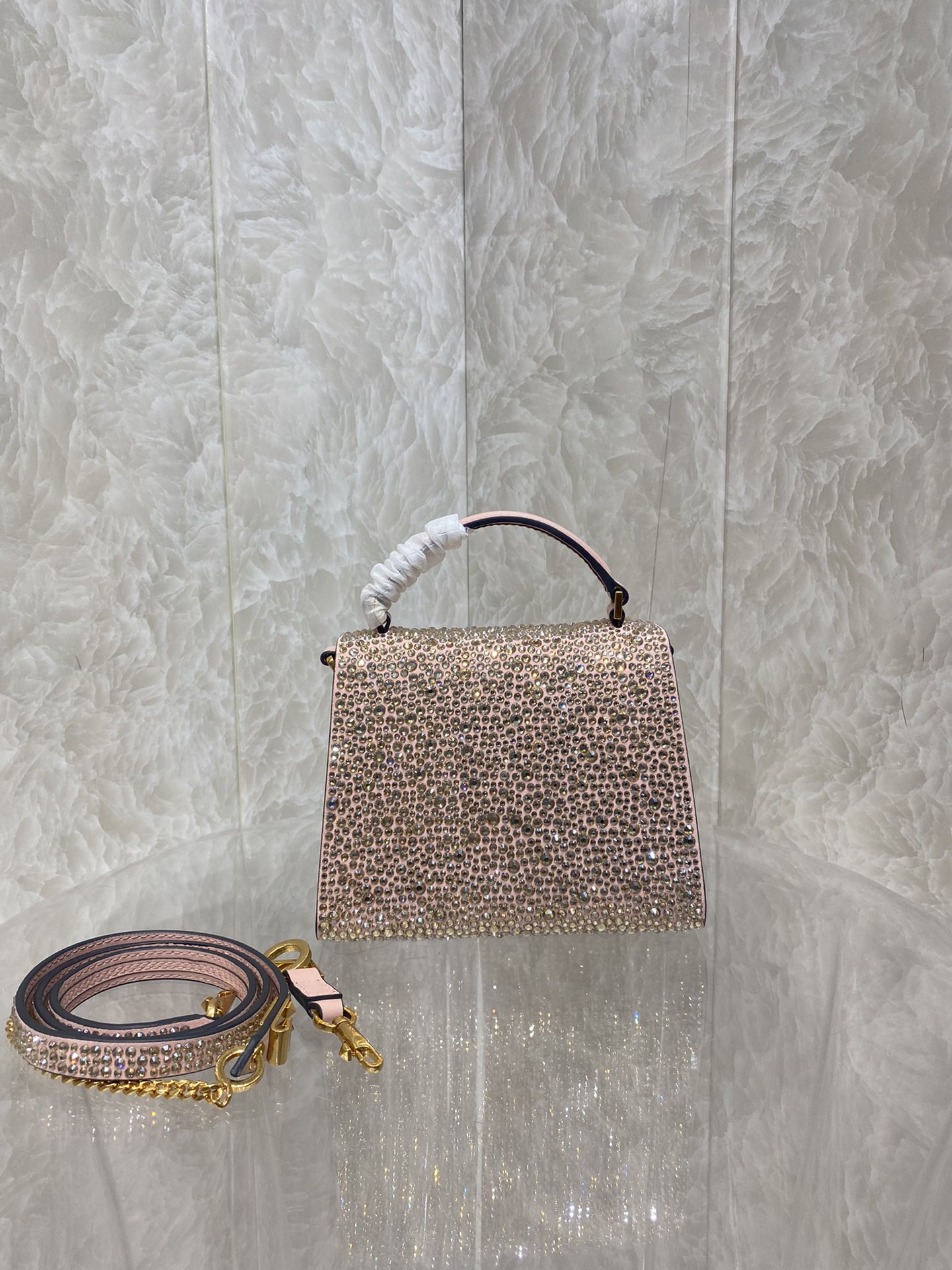 Valentino Vlogo Signature Chain Bag-19*13*9CM